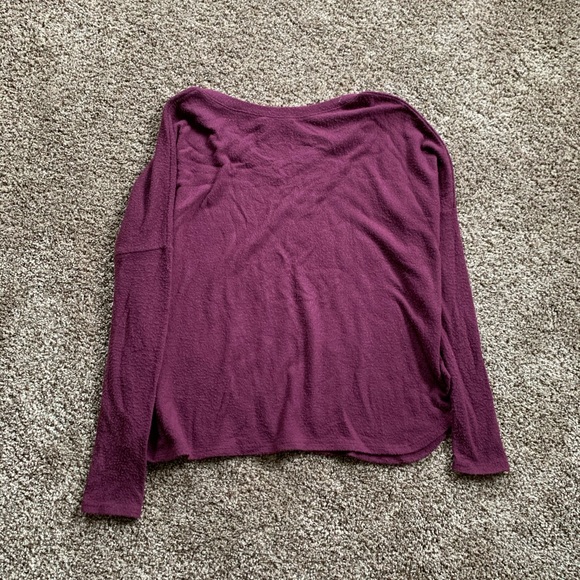 Brandy Melville V-Neck Sweater - Picture 3 of 3